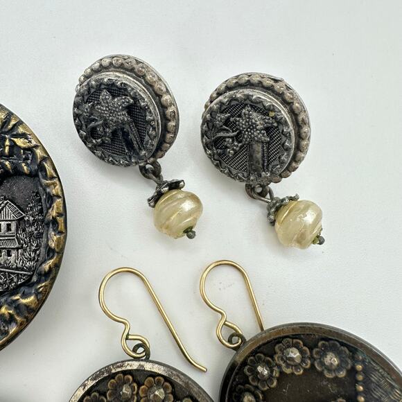 Bundle lot antique Victorian pictorial buttons upcycled brooch 2 pair earrings - Picture 5 of 9